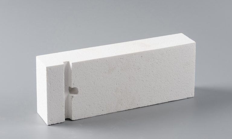 Corundum Mullite Bricks.