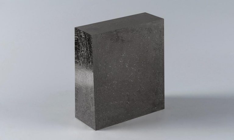 mag carbon brick.