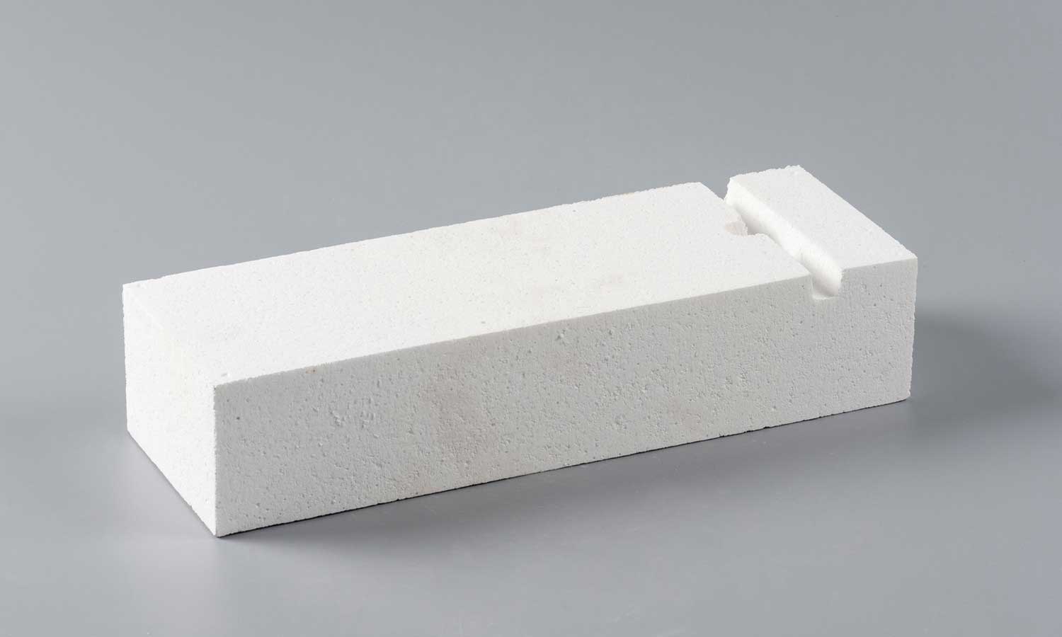 corundum refractory brick