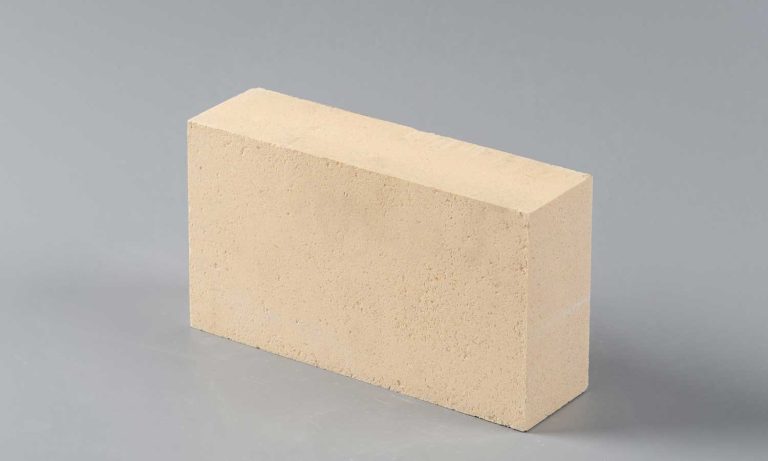 AZS refractory brick