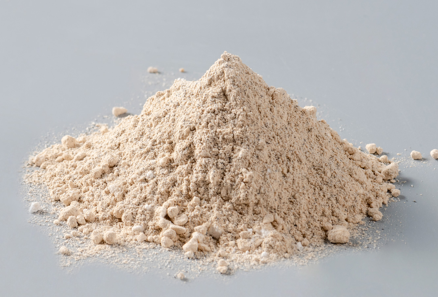 Lightweight insulating castable