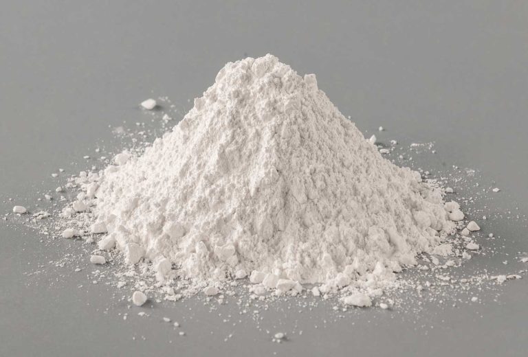 Alumina gunning castable refractory material