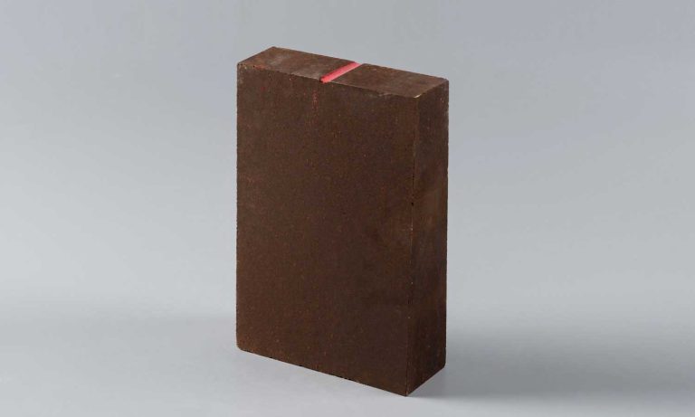 Magnesia chrome brick