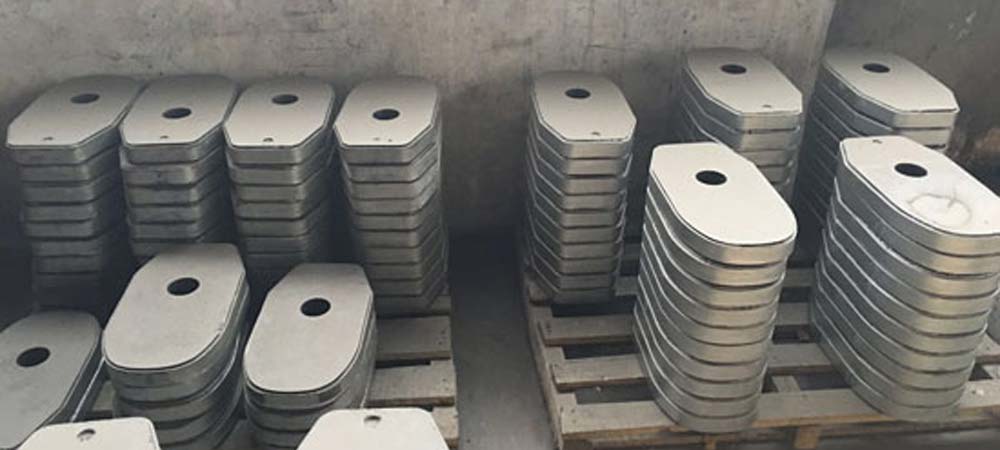 Slide plate pellet waste