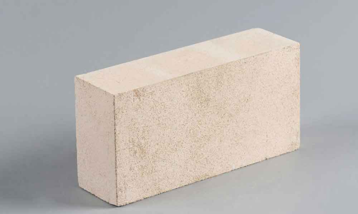 light weight high alumina insulating refractory brick