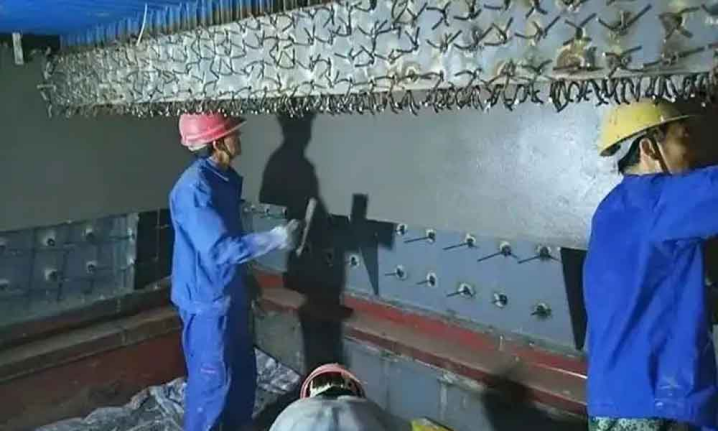 Castable construction